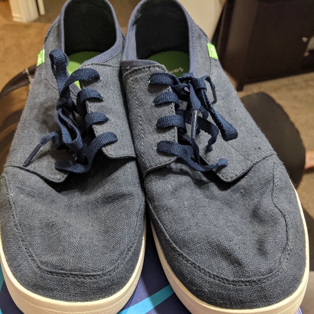 Sanuk Shoes